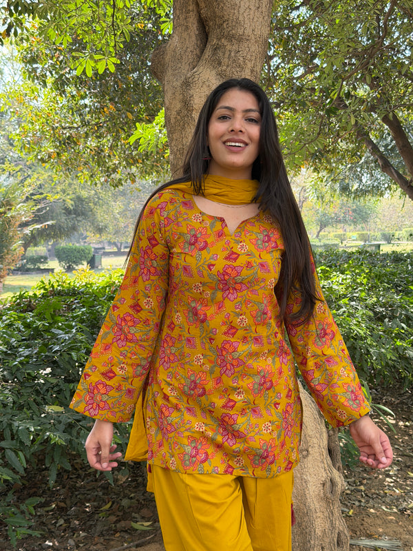 Poppy Red mustard farshi set Jonaya