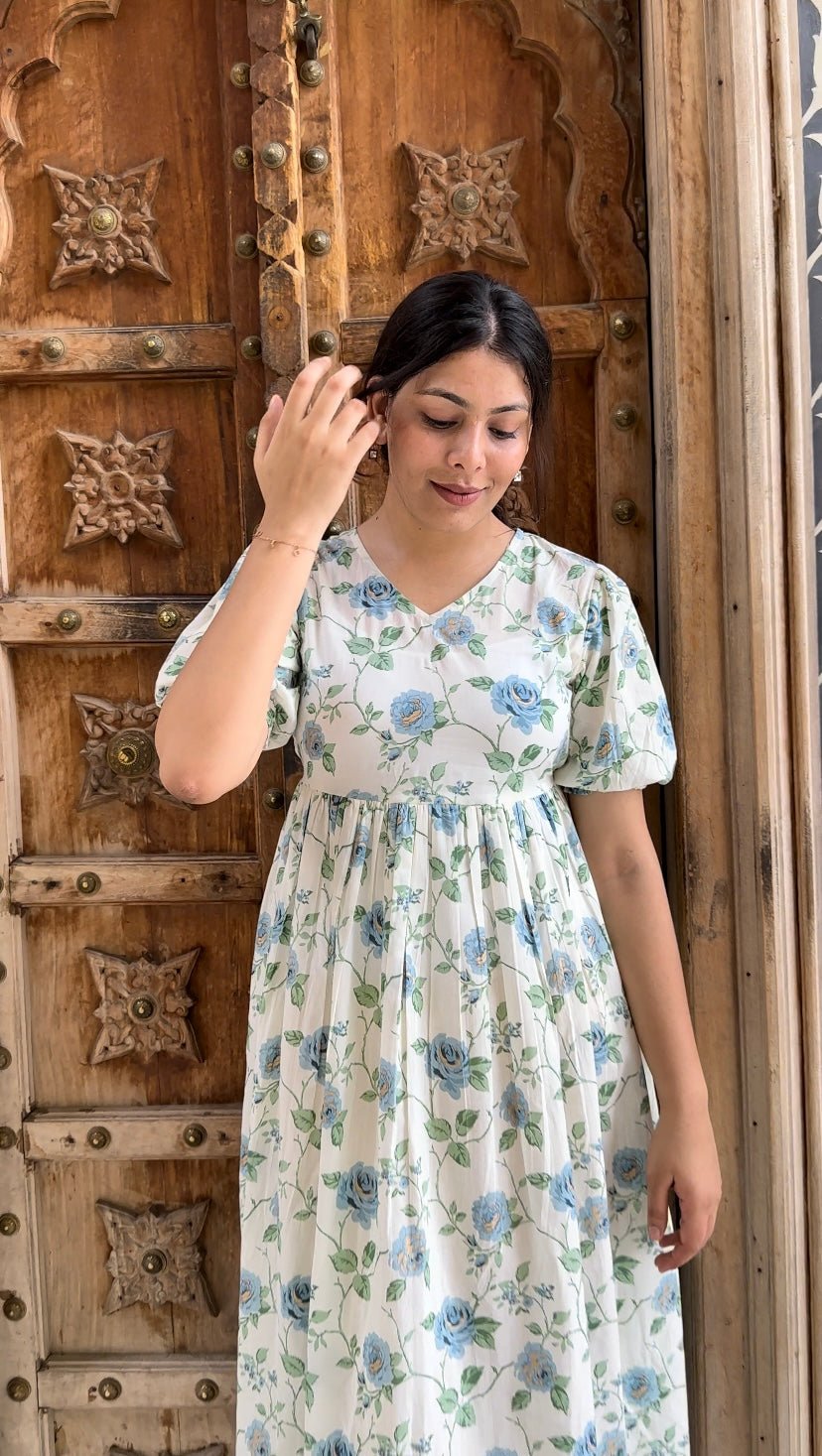 Stylish floral dress by Jonaya in white