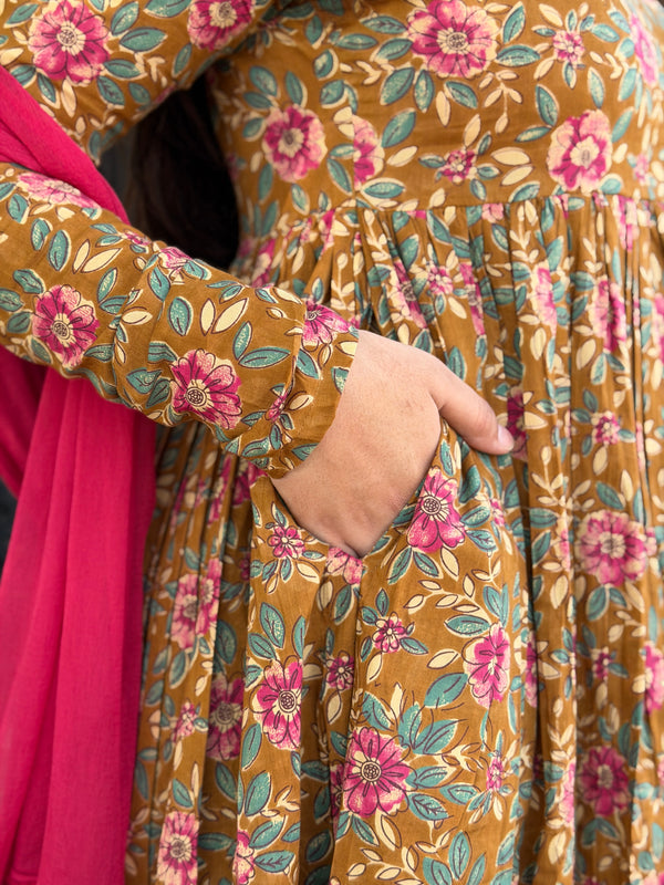 Pink mustard printed flare suit set Jonaya