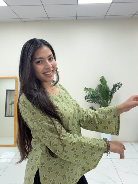 Pista green short Kurti Jonaya