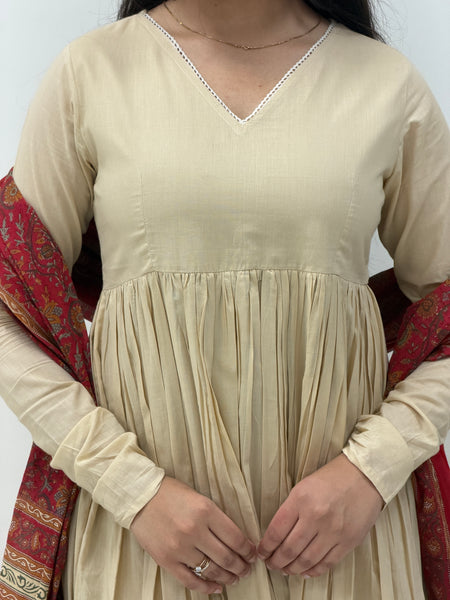 Red beige kalamkari solid flare suit set Jonaya